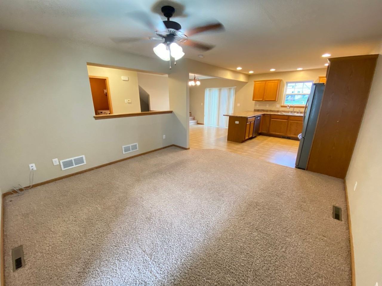 1029 Amelia Dr #4 - Photo 2 of 25