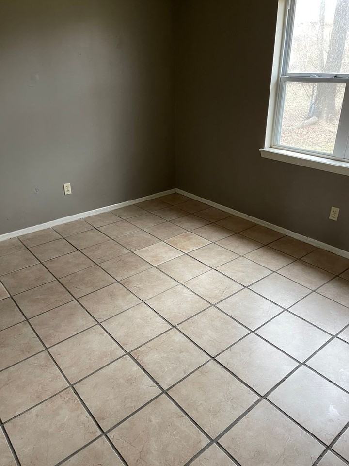 204 204 N. 37TH STREET  - 204 N. 37TH STREET - Photo 2 of 8