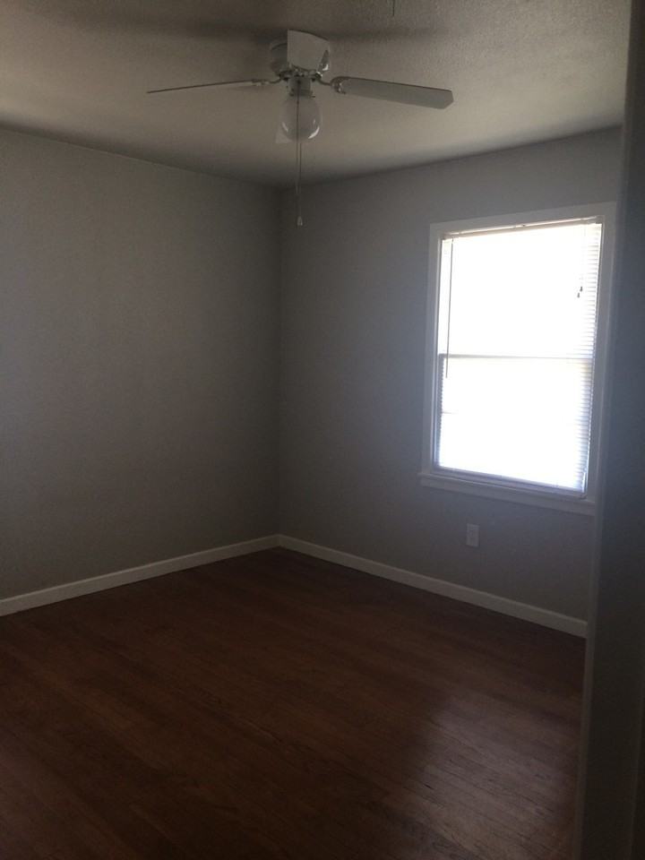 2151 Bridge Ave - Photo 7 of 12