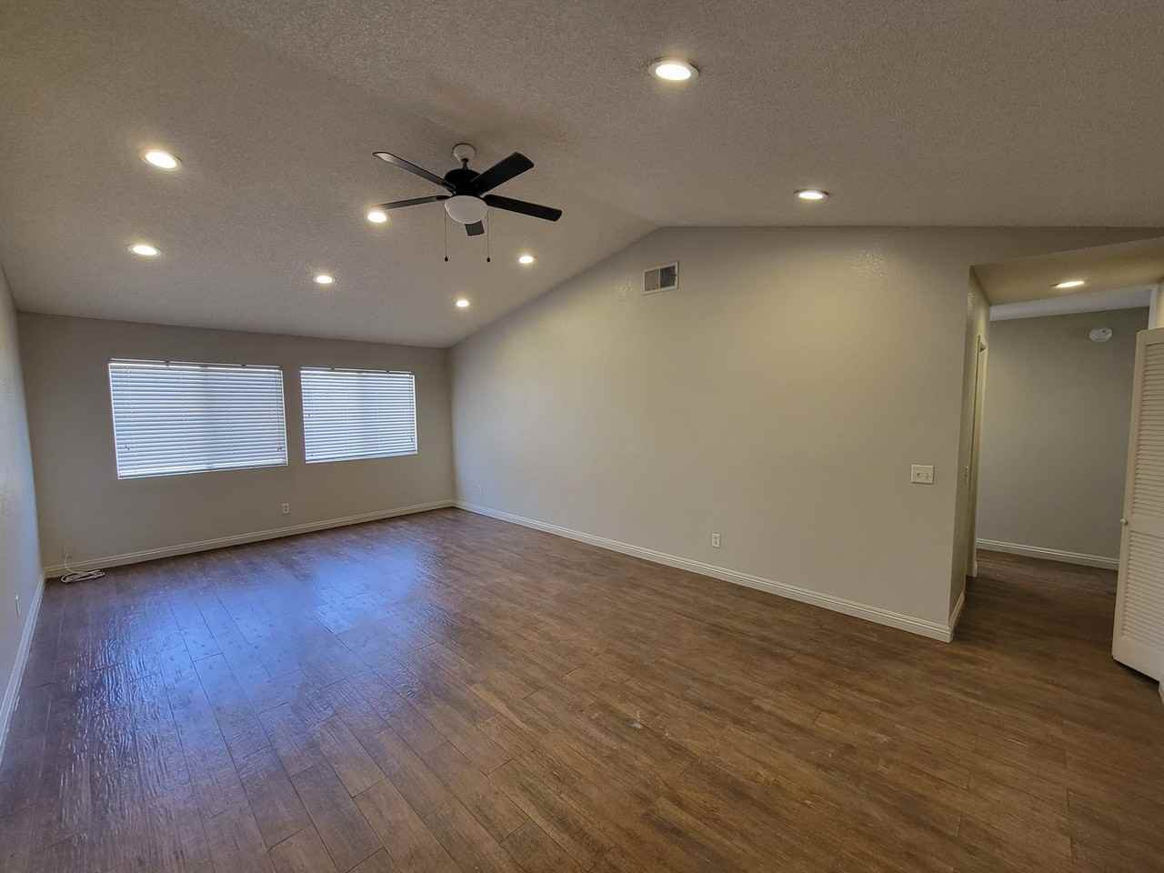 861 W Legion Rd - Photo 3 of 13