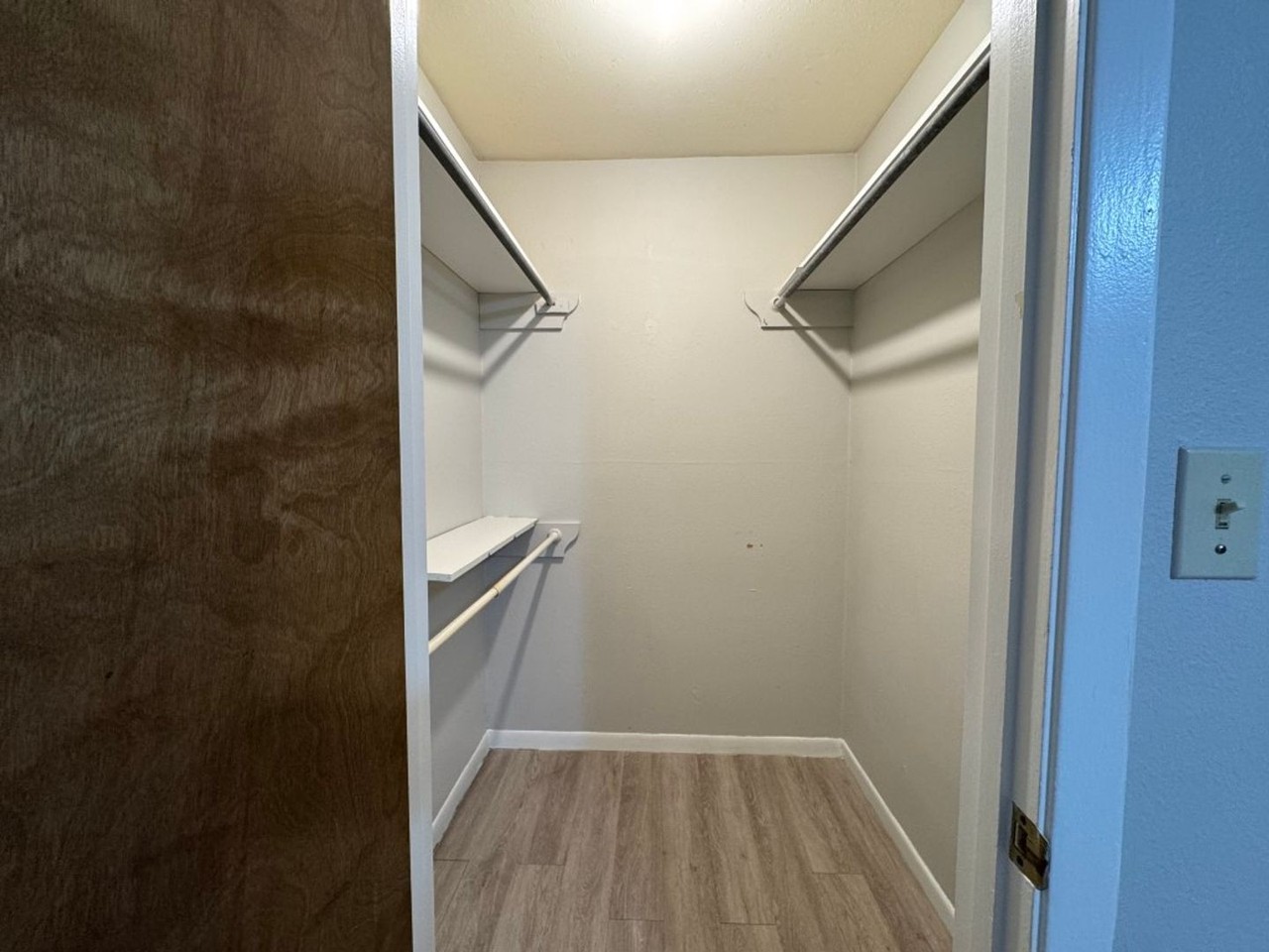 303 Londonderry Dr - Photo 7 of 12