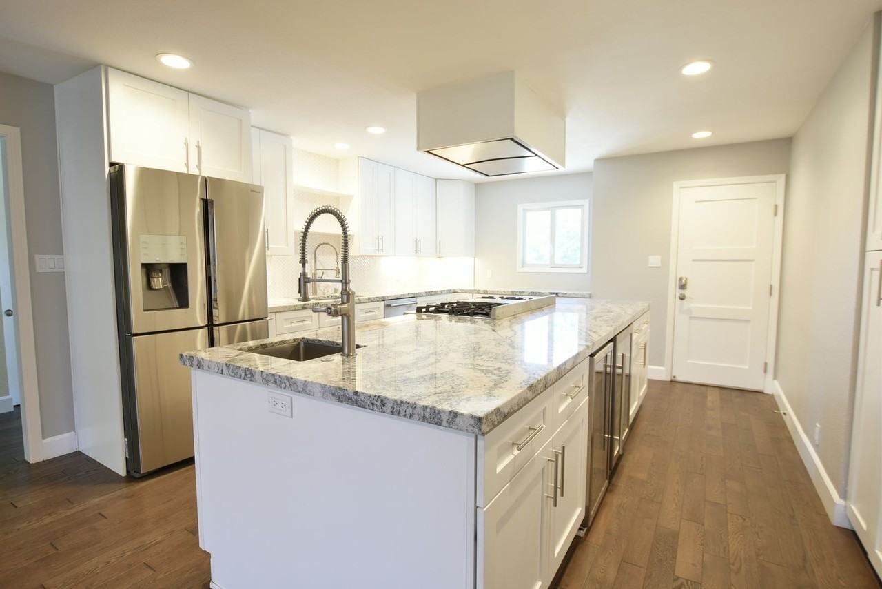 1396 Carrie Lee Way - Photo 4 of 16