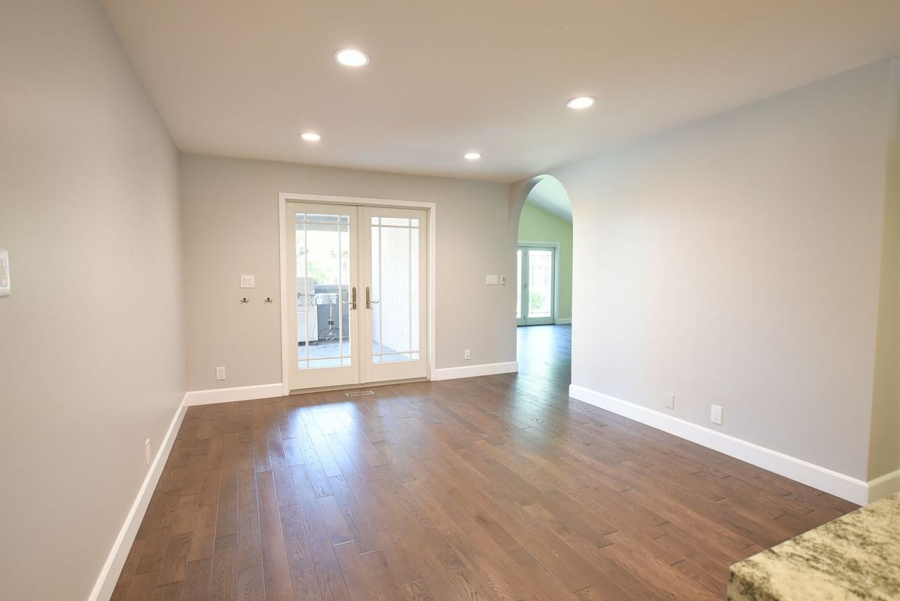 1396 Carrie Lee Way - Photo 5 of 16