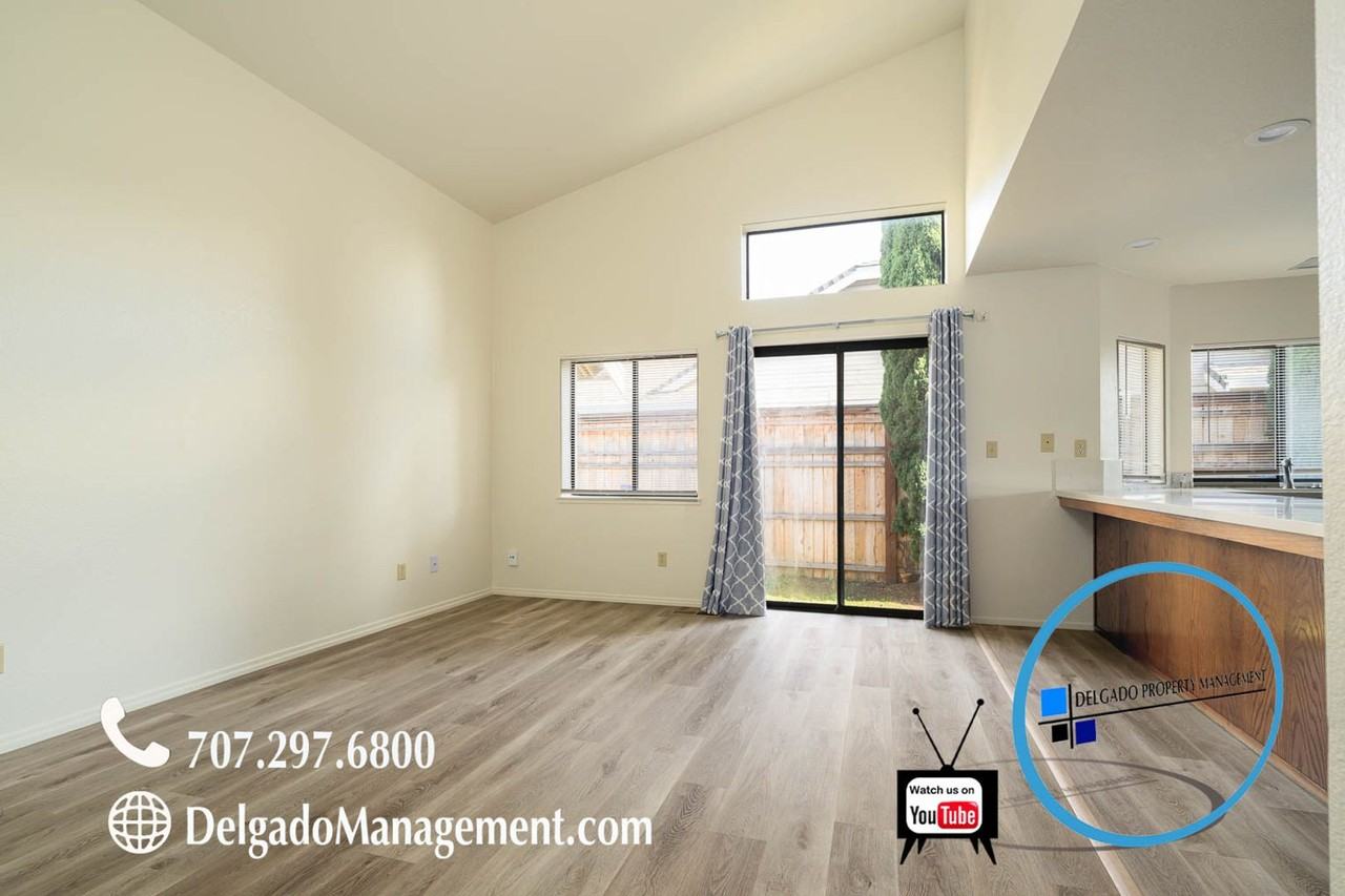 101 Winter Harbor Pl - Photo 5 of 33