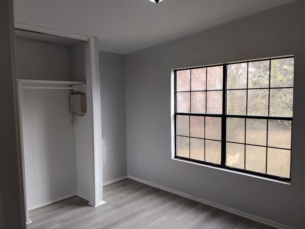 4633 Bethume Dr - Photo 5 of 14