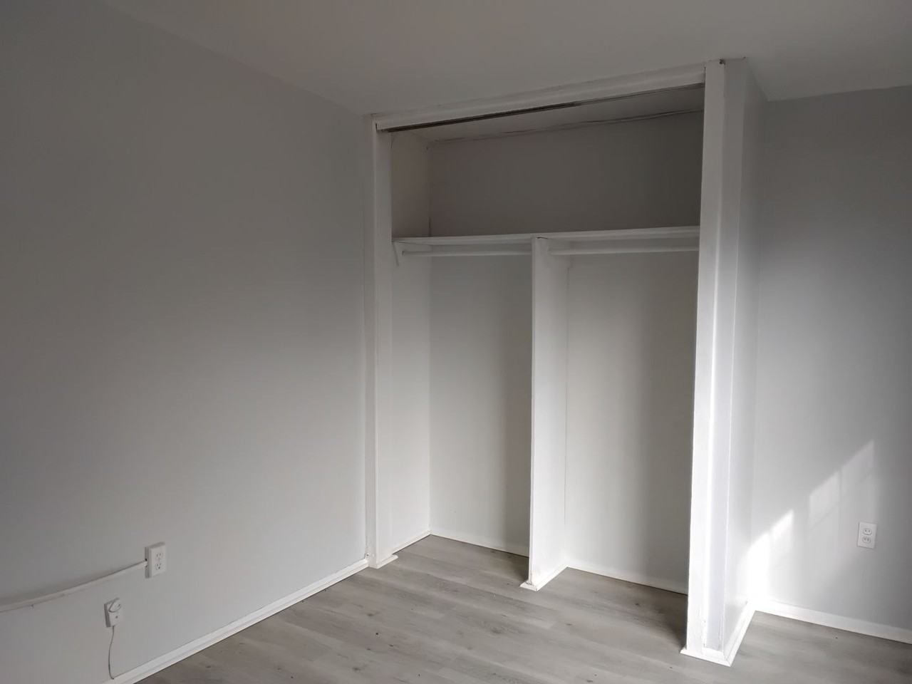 4633 Bethume Dr - Photo 6 of 14