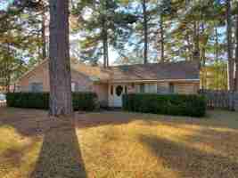 featured image of 8852 Saint Clair St