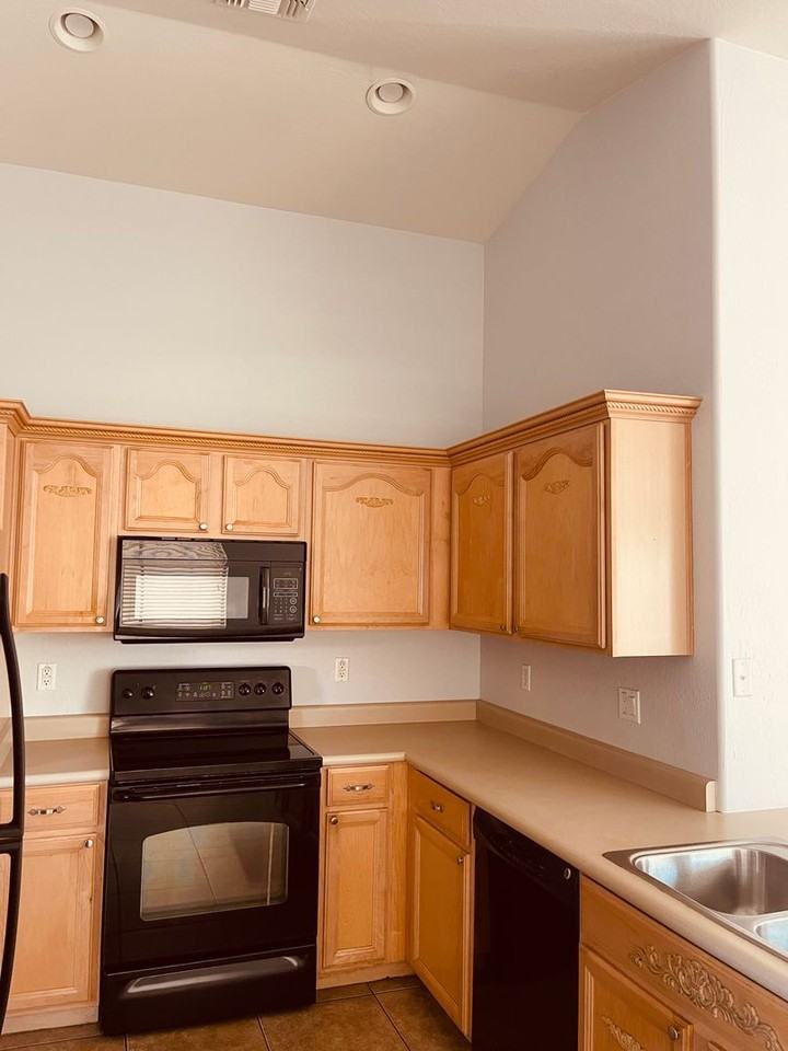 25645 W Dunlap Rd - Photo 5 of 30