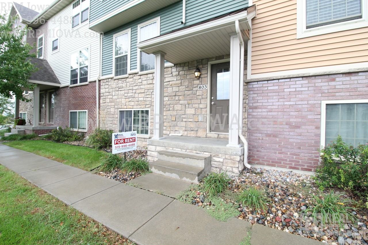 3600 Se Glenstone Dr #803 - Photo 2 of 23