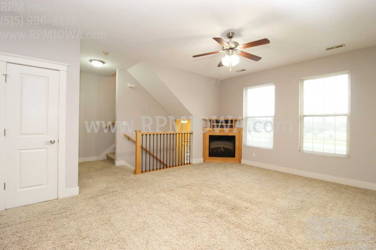 3600 Se Glenstone Dr #803 - Photo 6 of 23