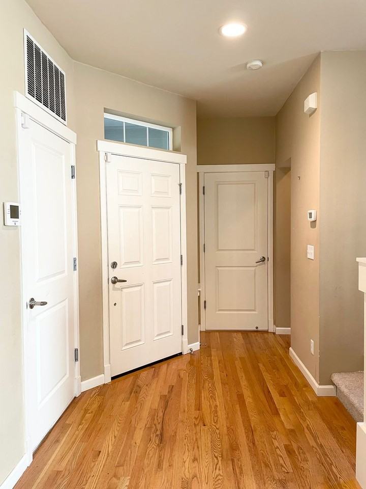 8208 233rd Pl Ne - Photo 3 of 30