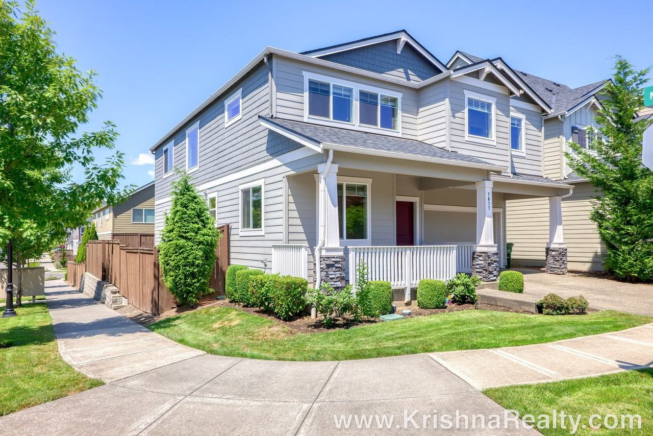 7077 Nw 167th Ave - Photo 2 of 27