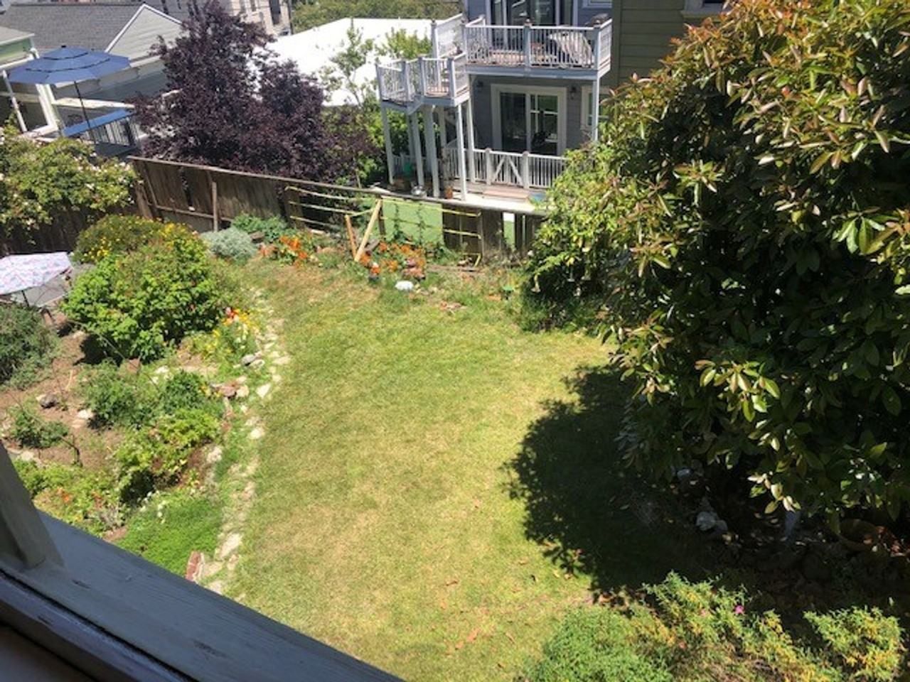 14 Leona Ter - Photo 3 of 24