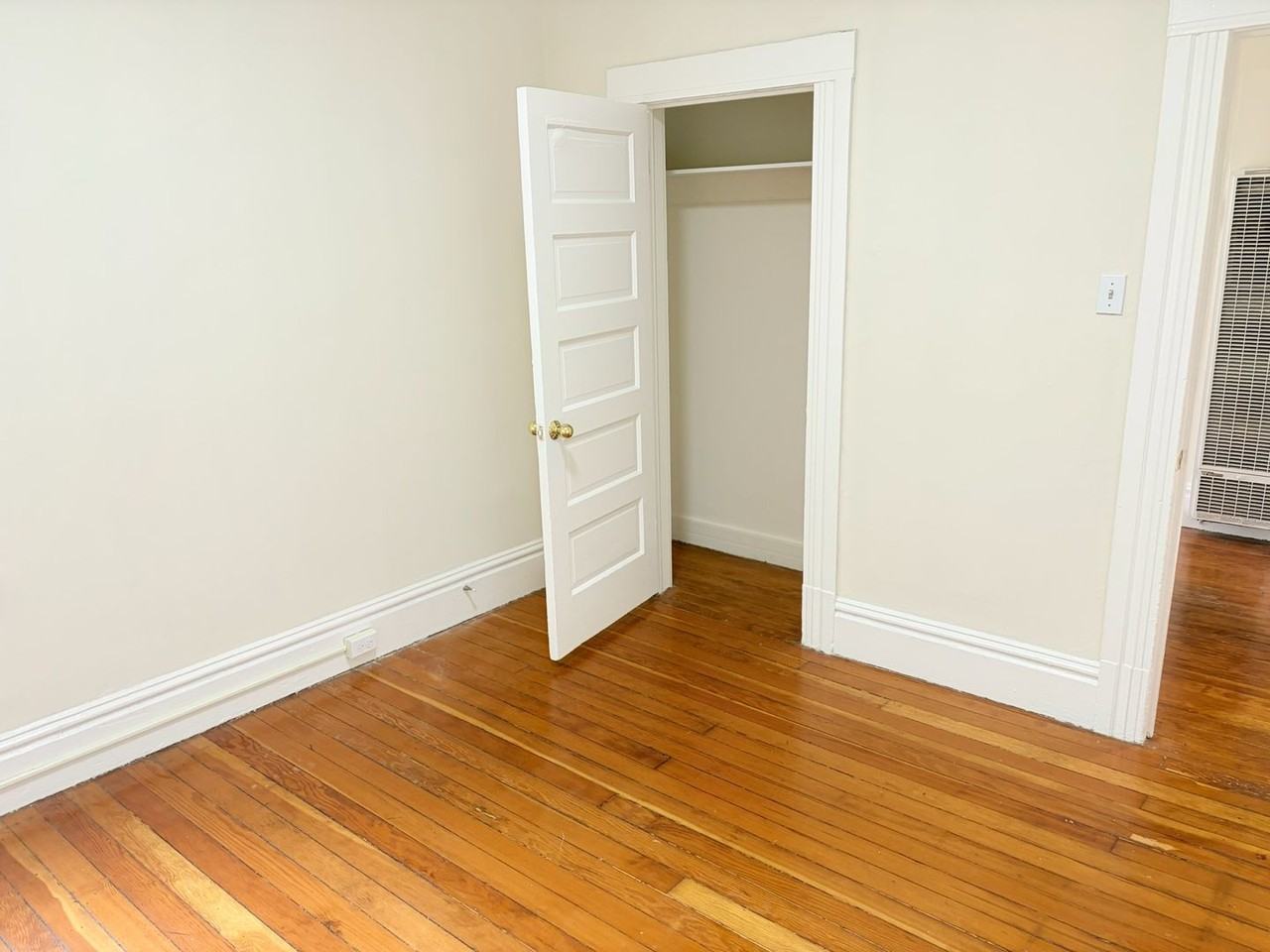 14 Leona Ter - Photo 7 of 24