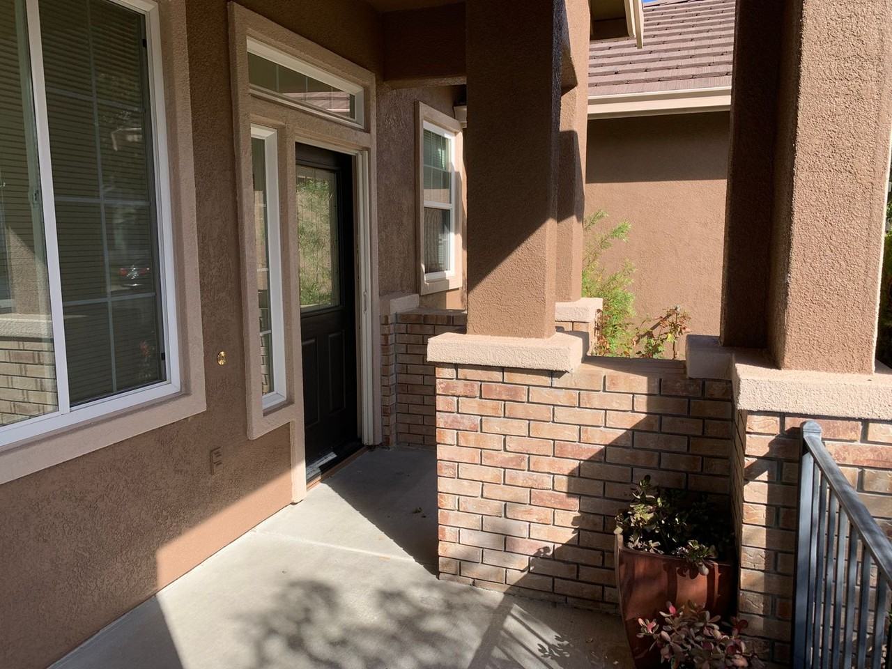 563 Quindell Way - Photo 3 of 27