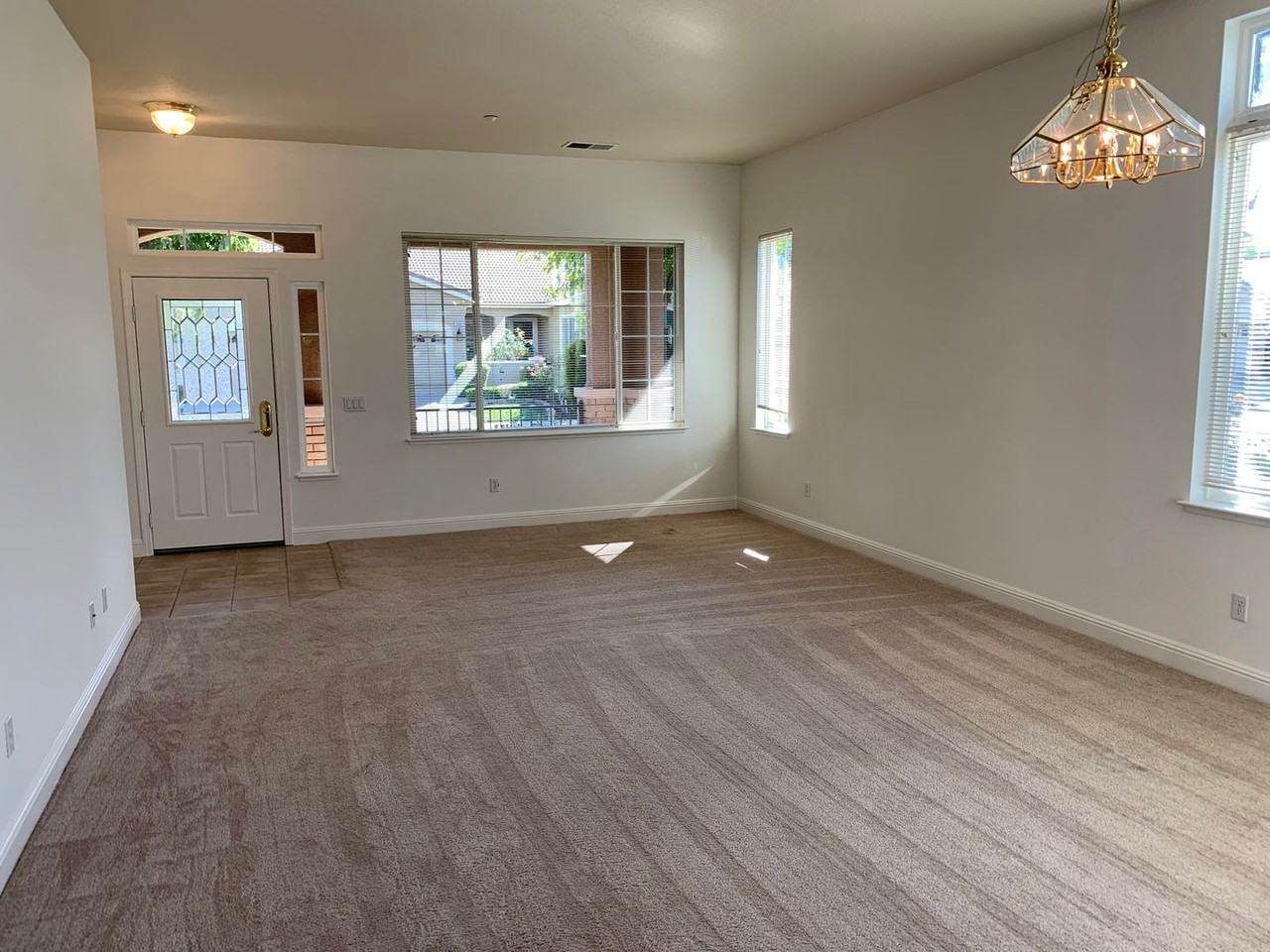 563 Quindell Way - Photo 4 of 27