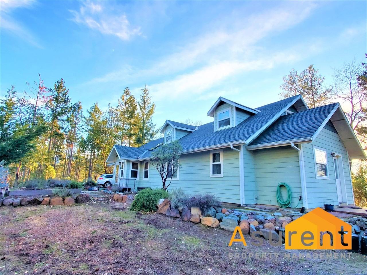 2602 Zemke Rd - Photo 2 of 20