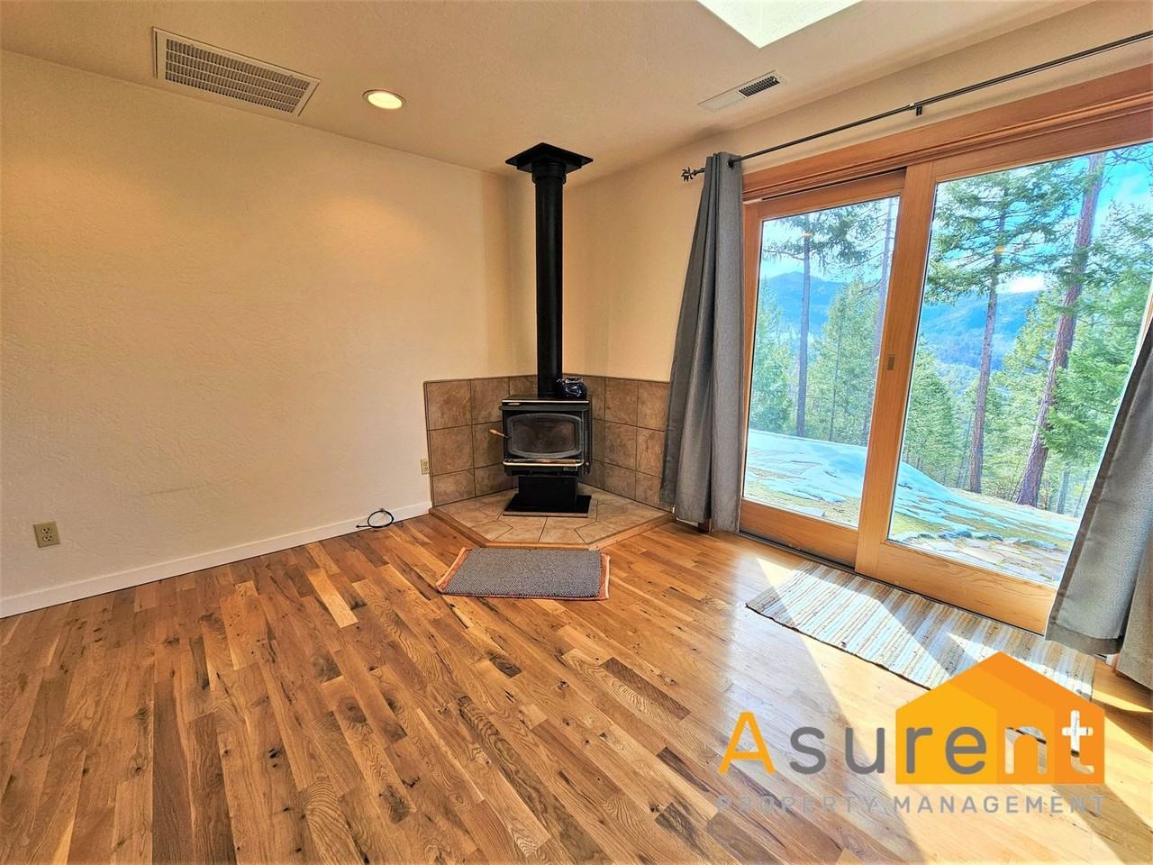 2602 Zemke Rd - Photo 5 of 20