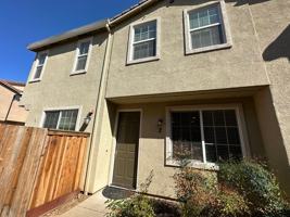 featured image of 1020 Sierra View Cir #2