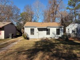 featured image of 1838 Lyons St