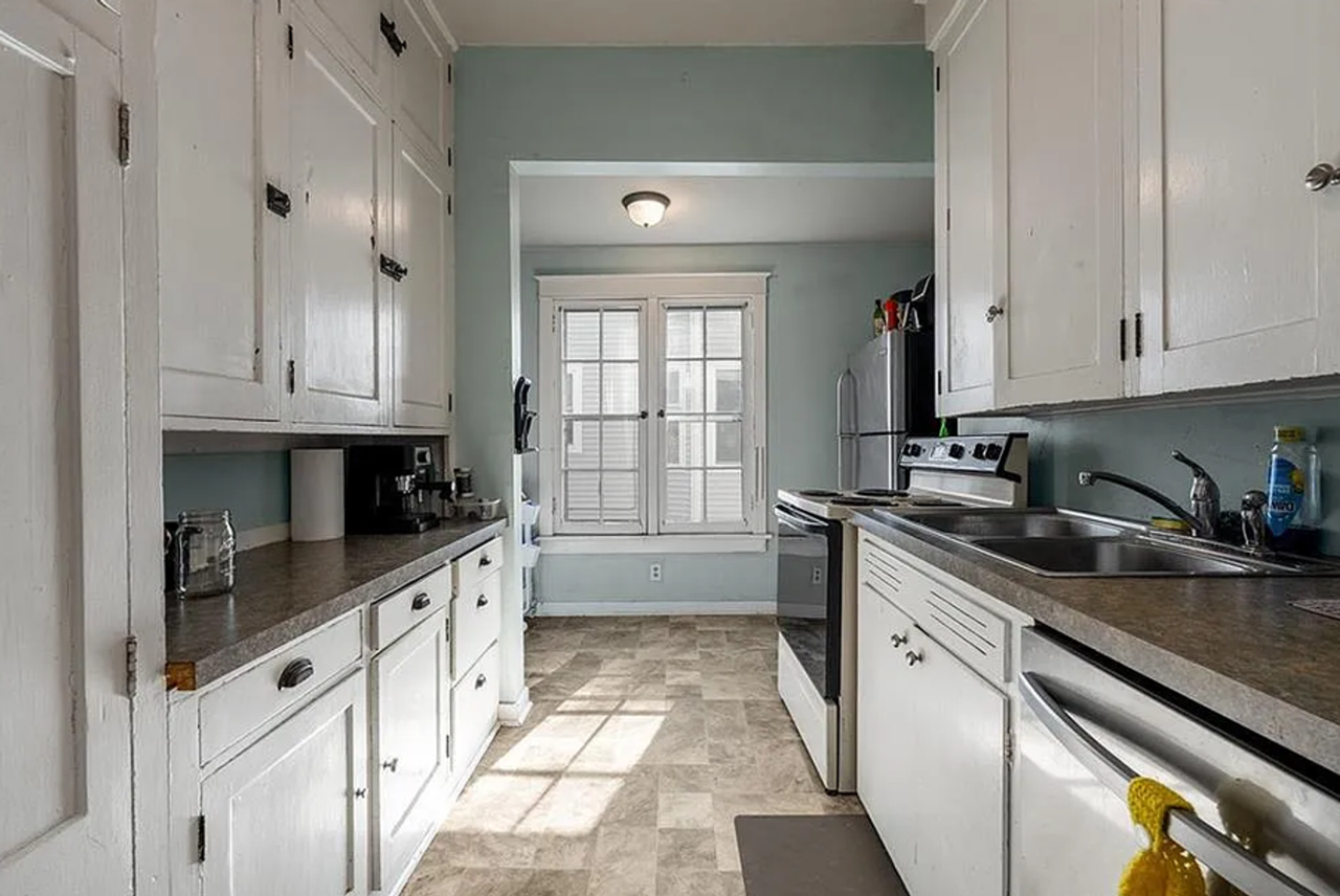 521 2nd Ave - Photo 5 of 22