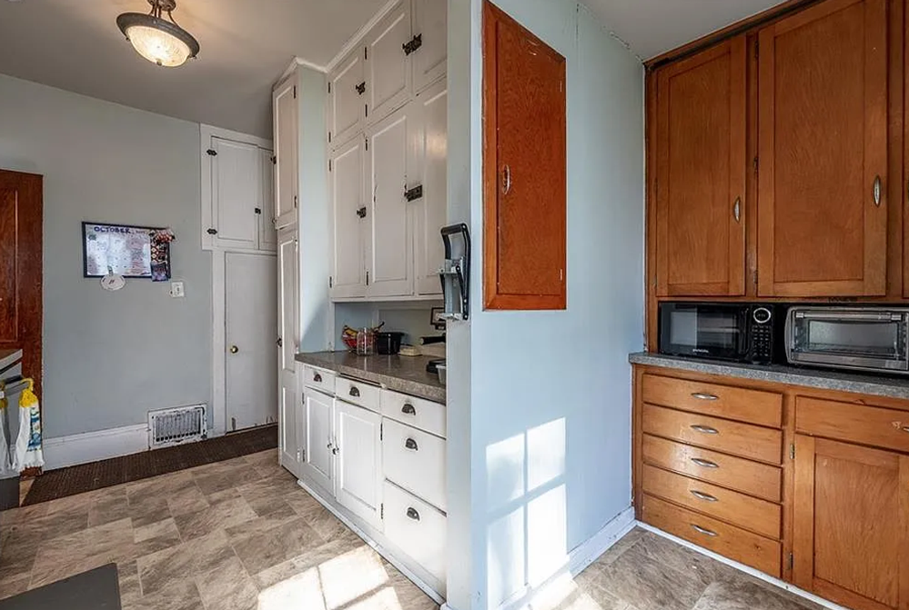 521 2nd Ave - Photo 7 of 22