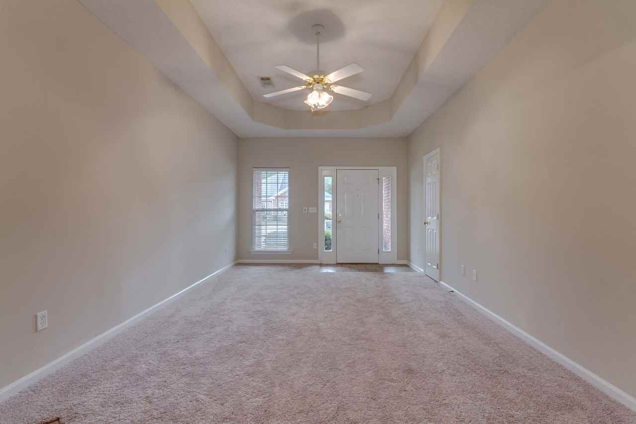 6426 Covington Villas Dr - Photo 3 of 28