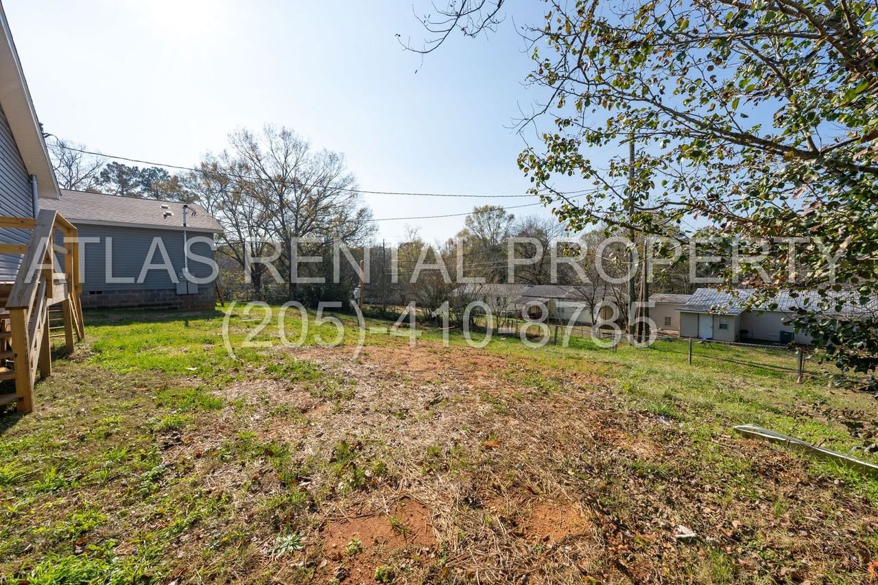 96 Crestview St S #A - Photo 3 of 23