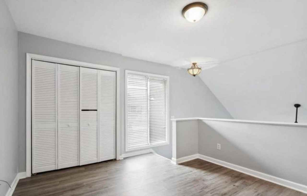 103 Hampton Club Dr #4 - Photo 4 of 6