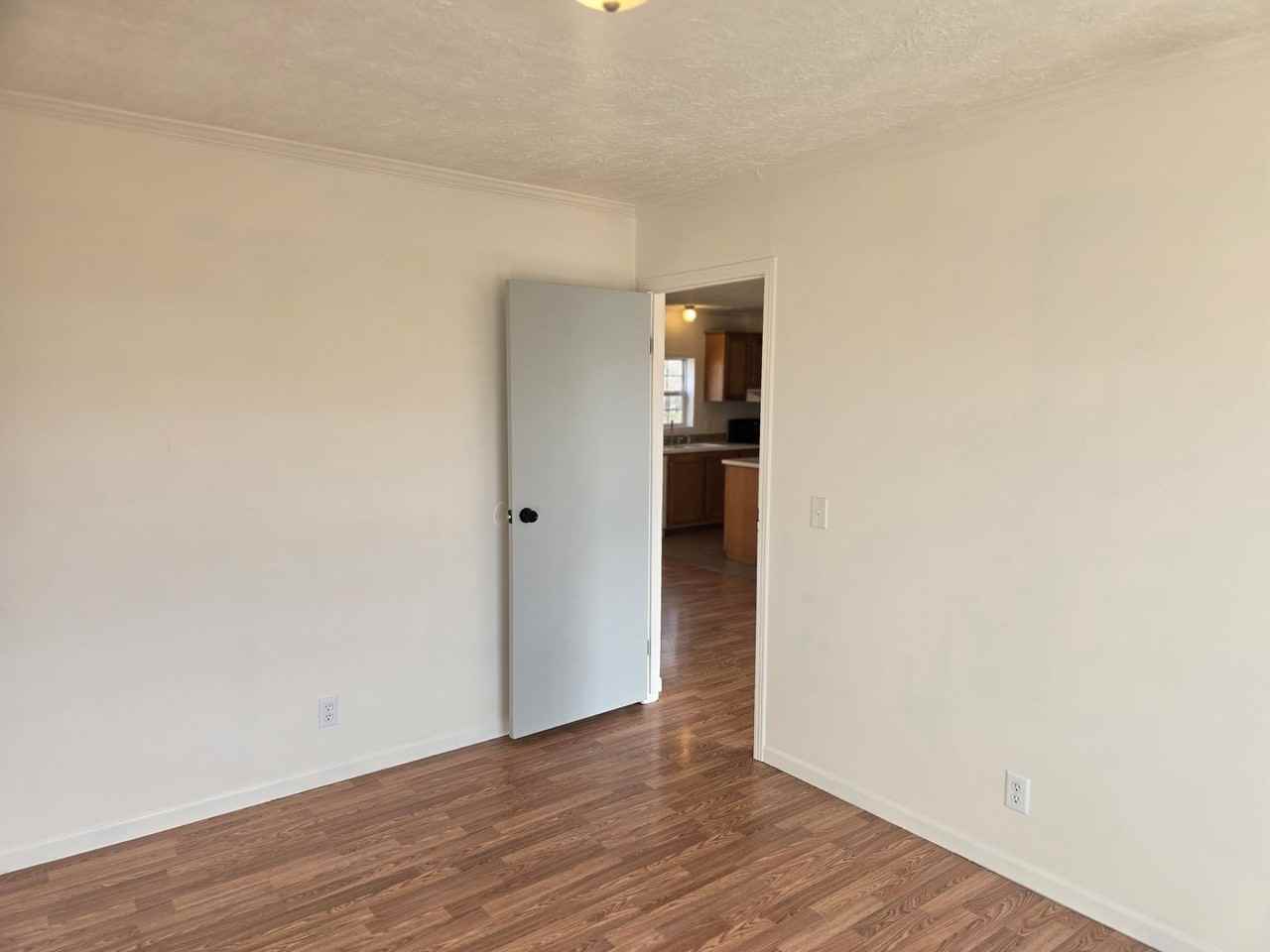 18237 Loyalty Ln - Photo 4 of 30