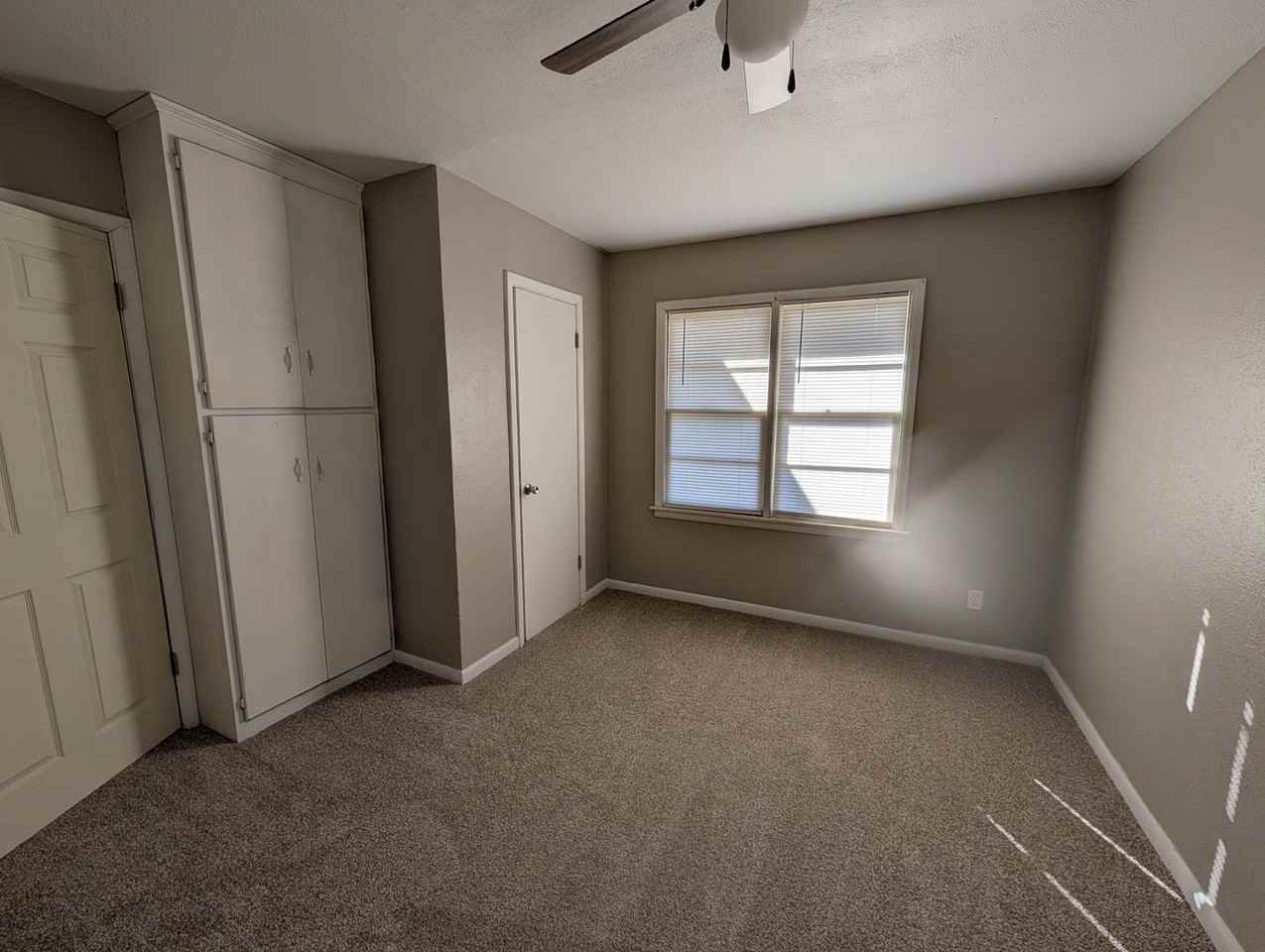 55 Bryan St - Photo 7 of 11