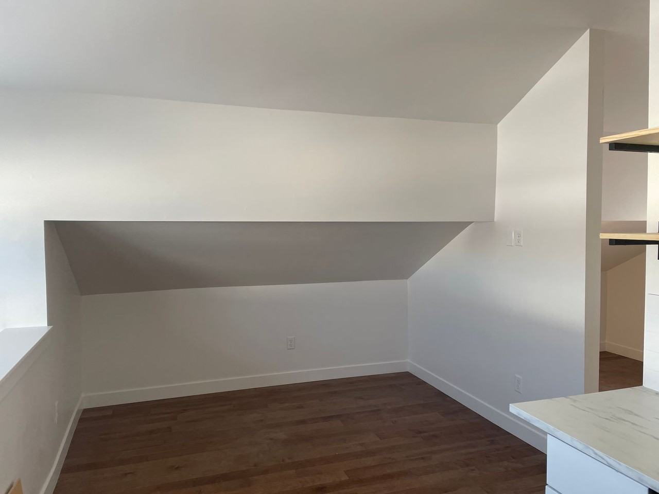 Winona Ct - Photo 4 of 9