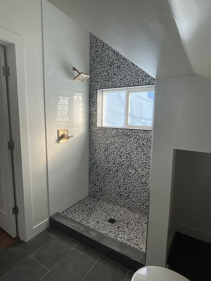 Winona Ct - Photo 7 of 9