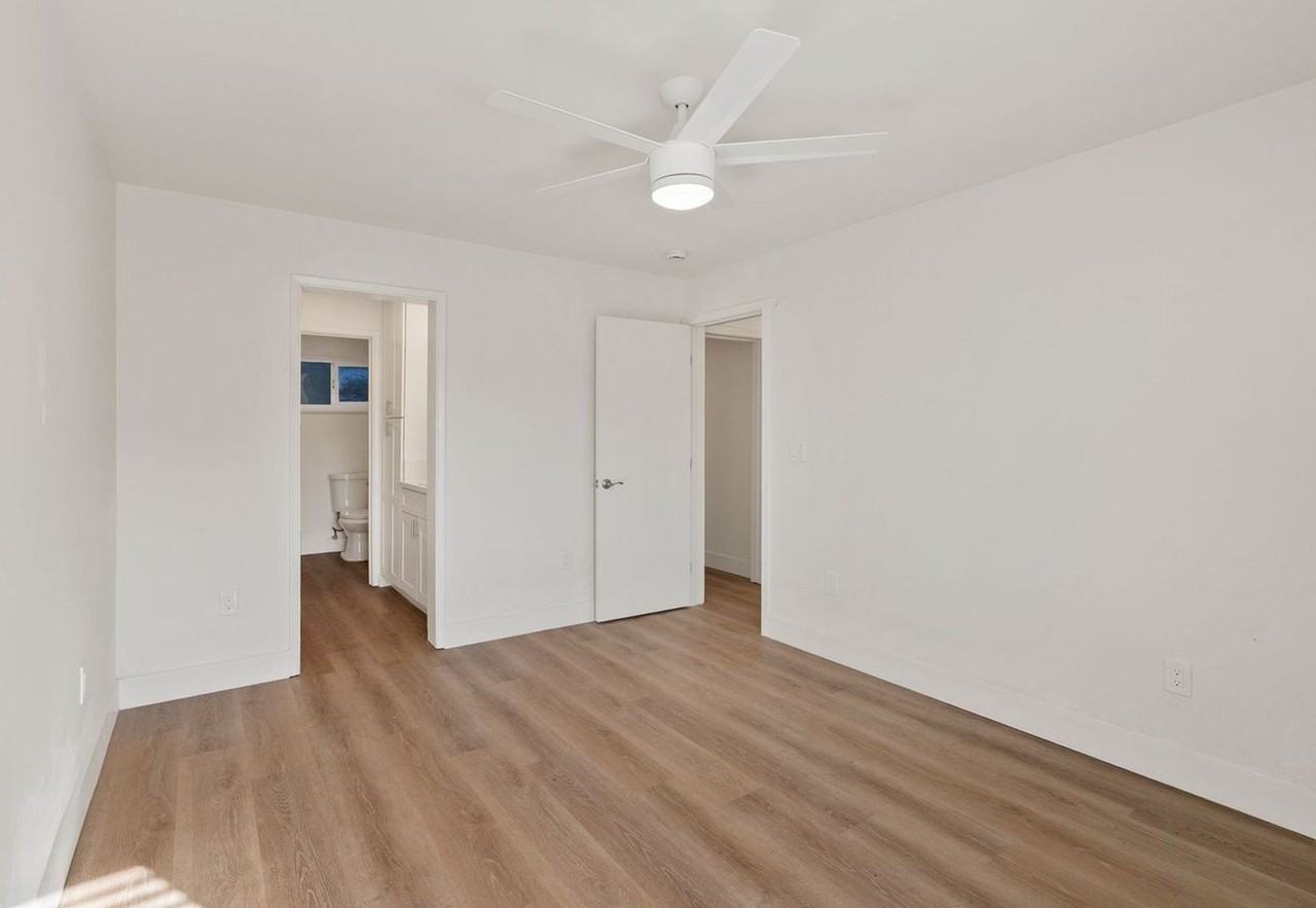 1622 Palm St - Photo 7 of 11