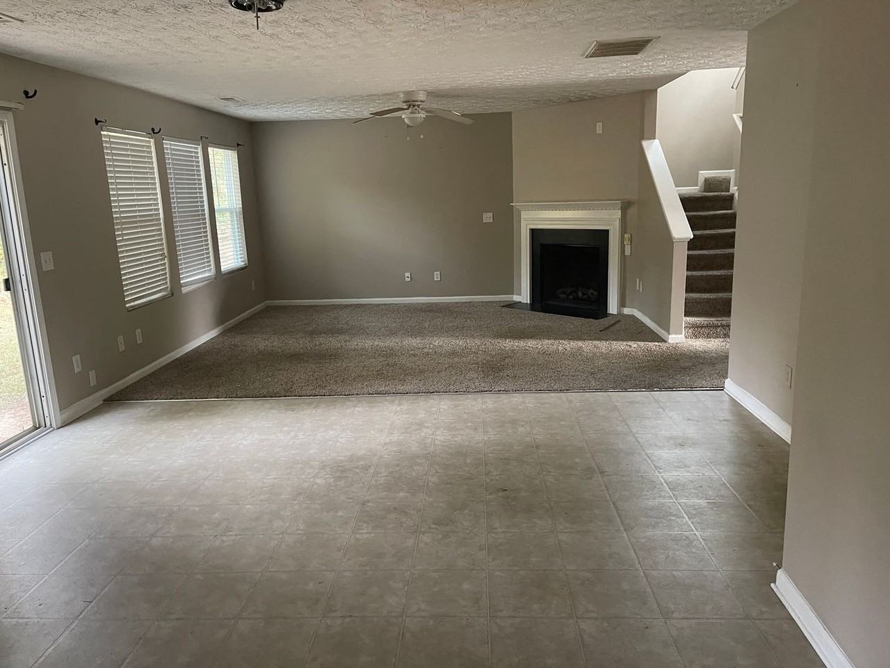 5549 Sable Way - Photo 7 of 14