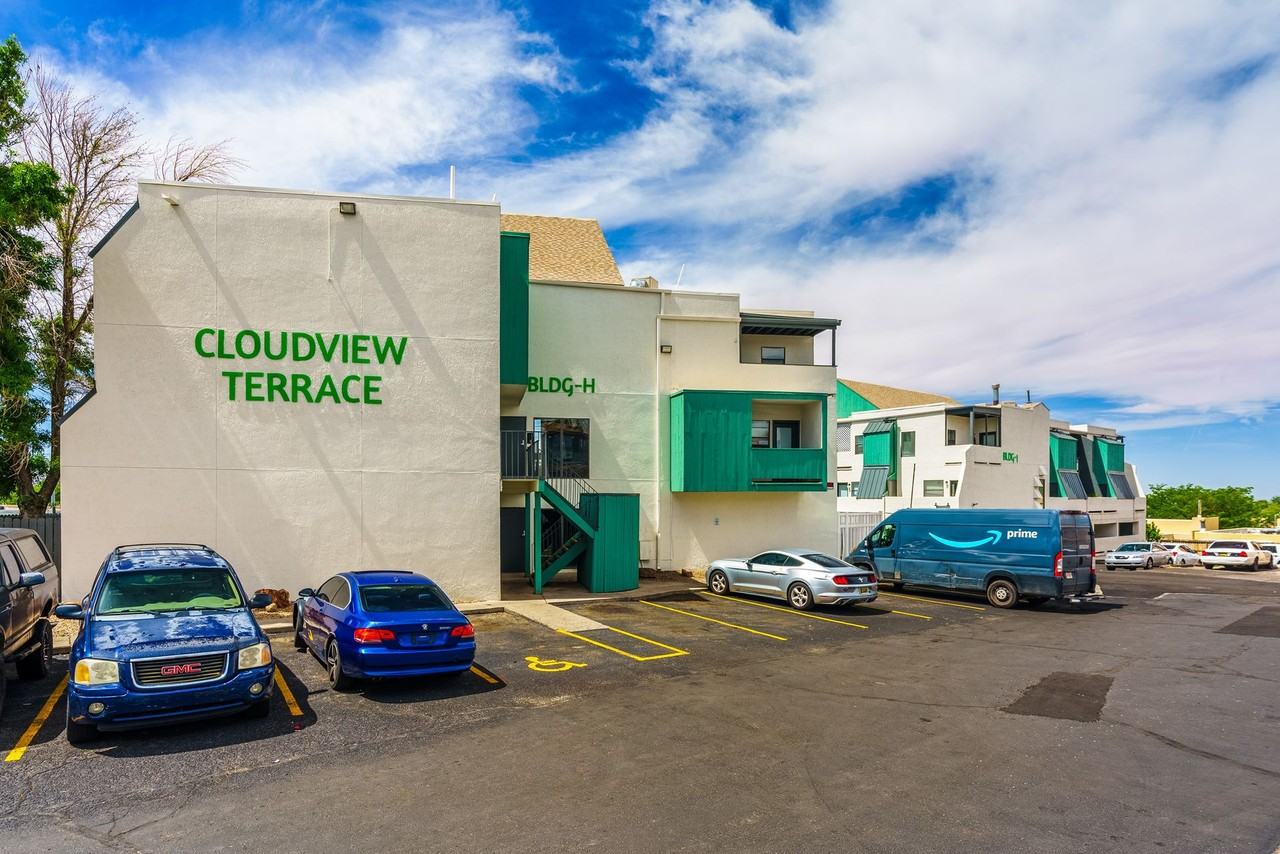 Cloudview Terrace - Photo 3 of 5