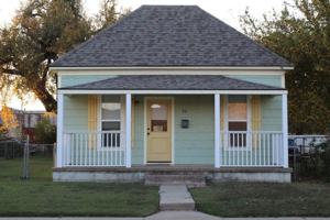 featured image of 311 N Bickford Ave