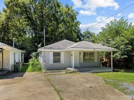 featured image of 1134 Oak St