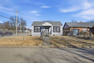 503 E Zion St - Photo 1 of 1