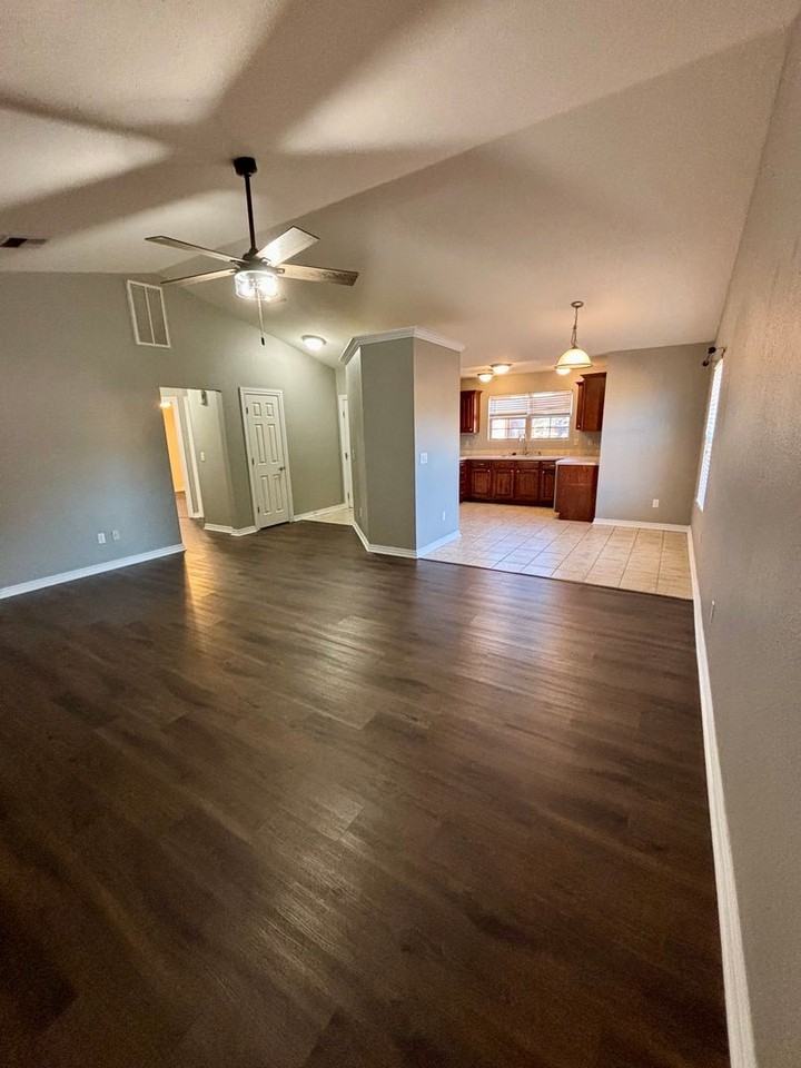 4402 Sw Hickory Ln - Photo 6 of 29