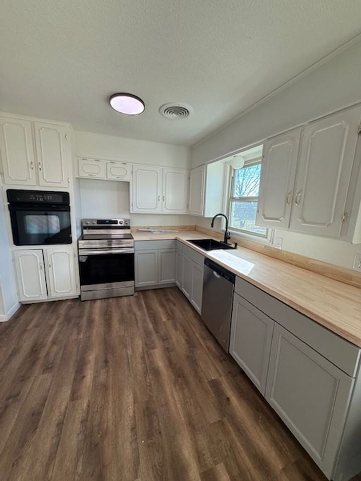 4525 N 7th St - Photo 5 of 19