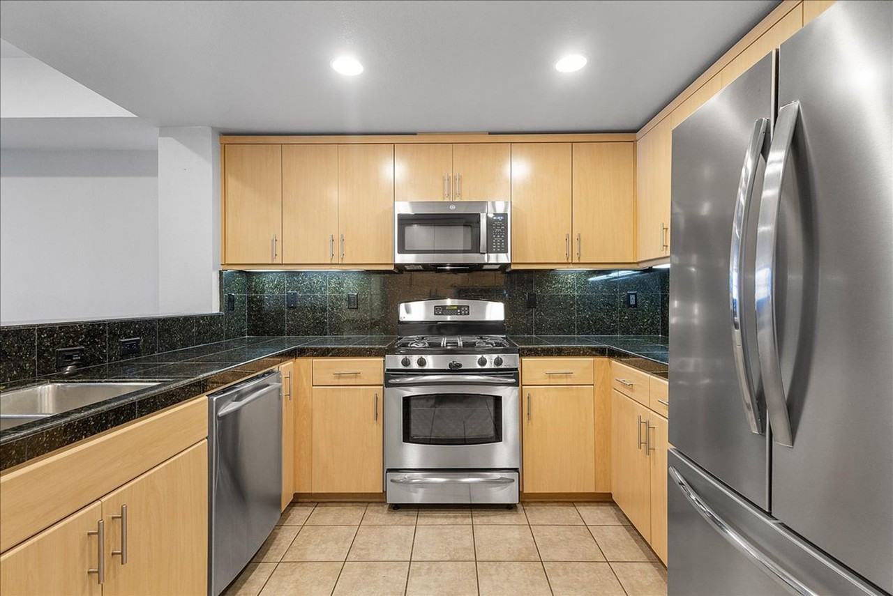 2921 Glascock St #122 - Photo 5 of 24