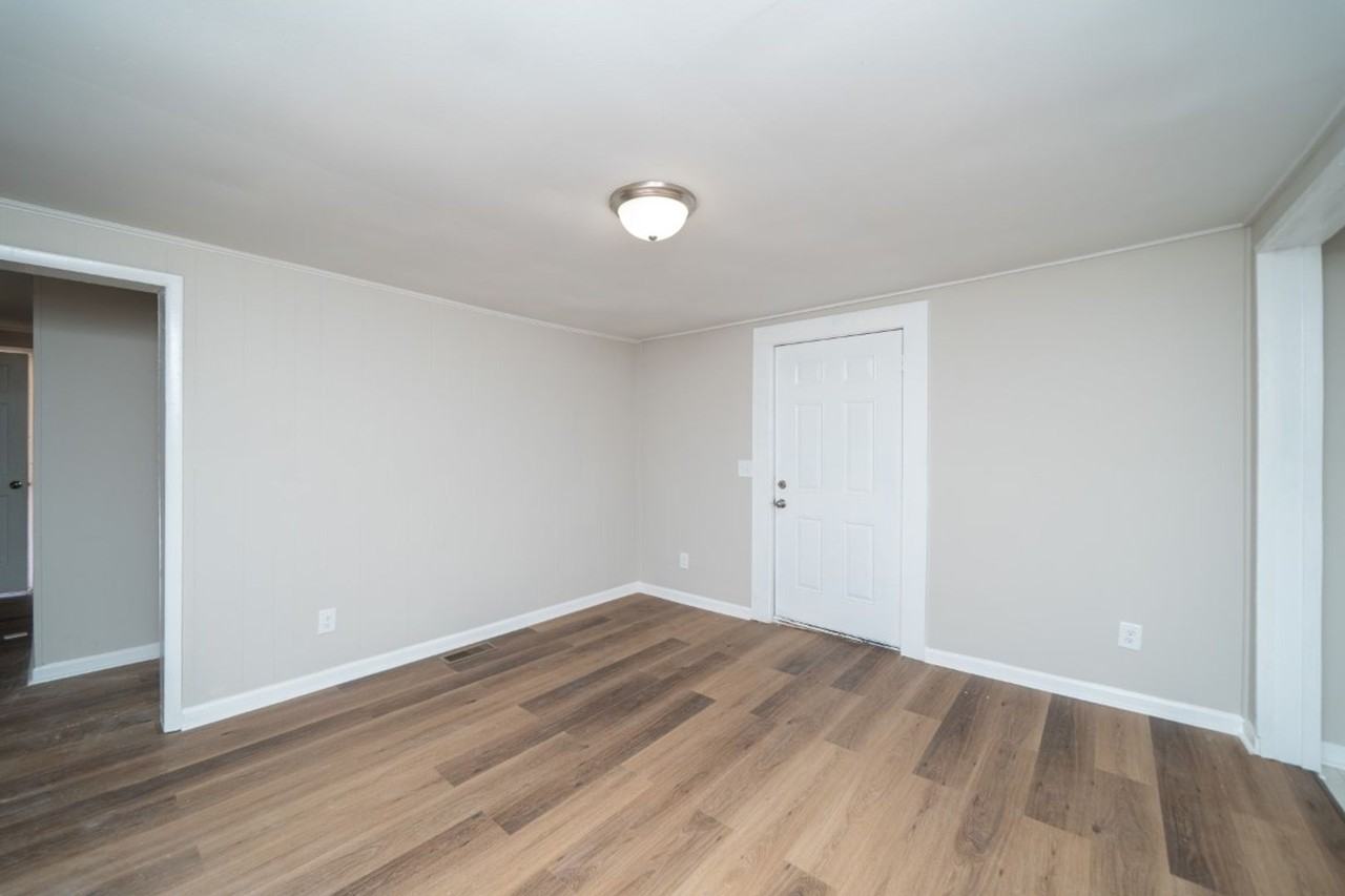 79 Grace Hill Ln - Photo 6 of 21