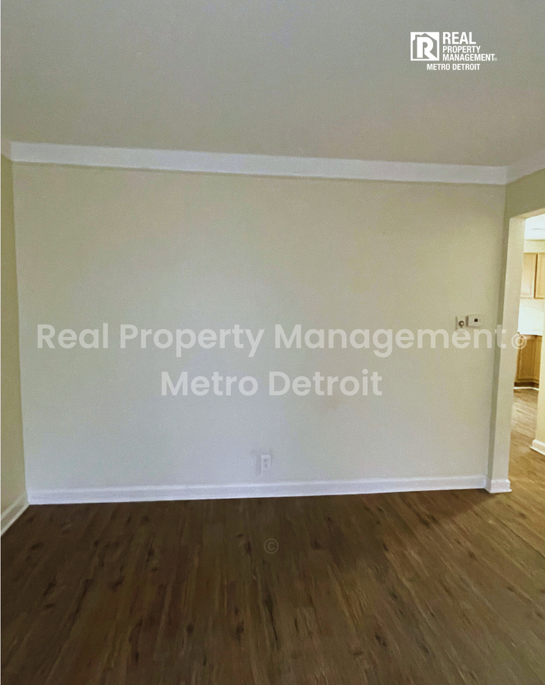 7822 Forrer St - Photo 4 of 13