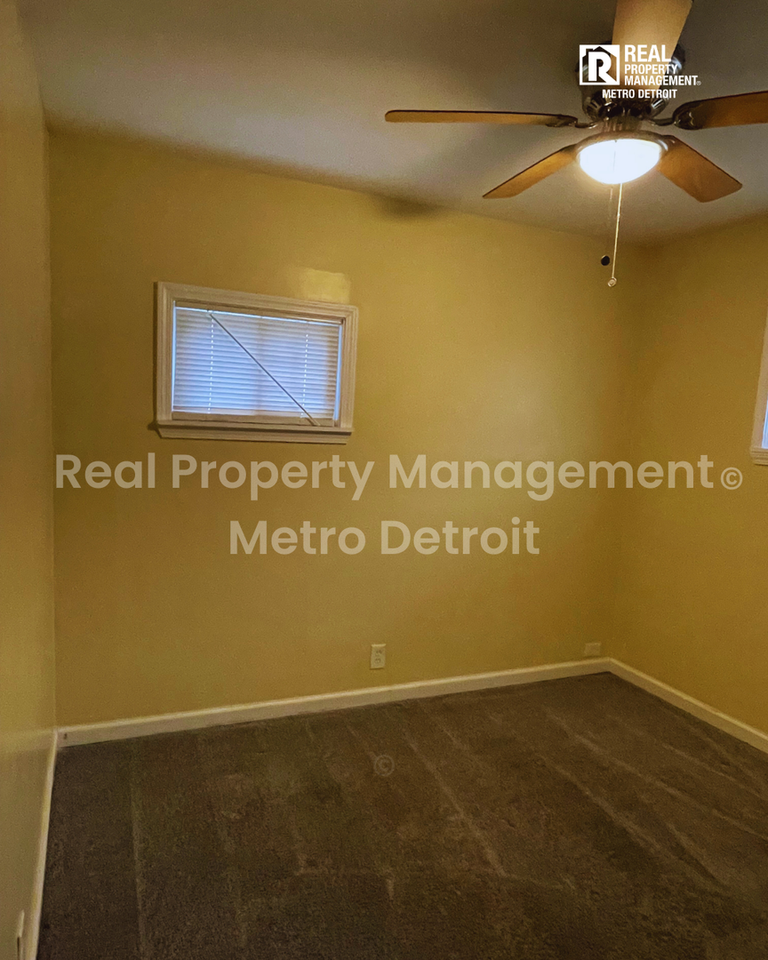 7822 Forrer St - Photo 5 of 13