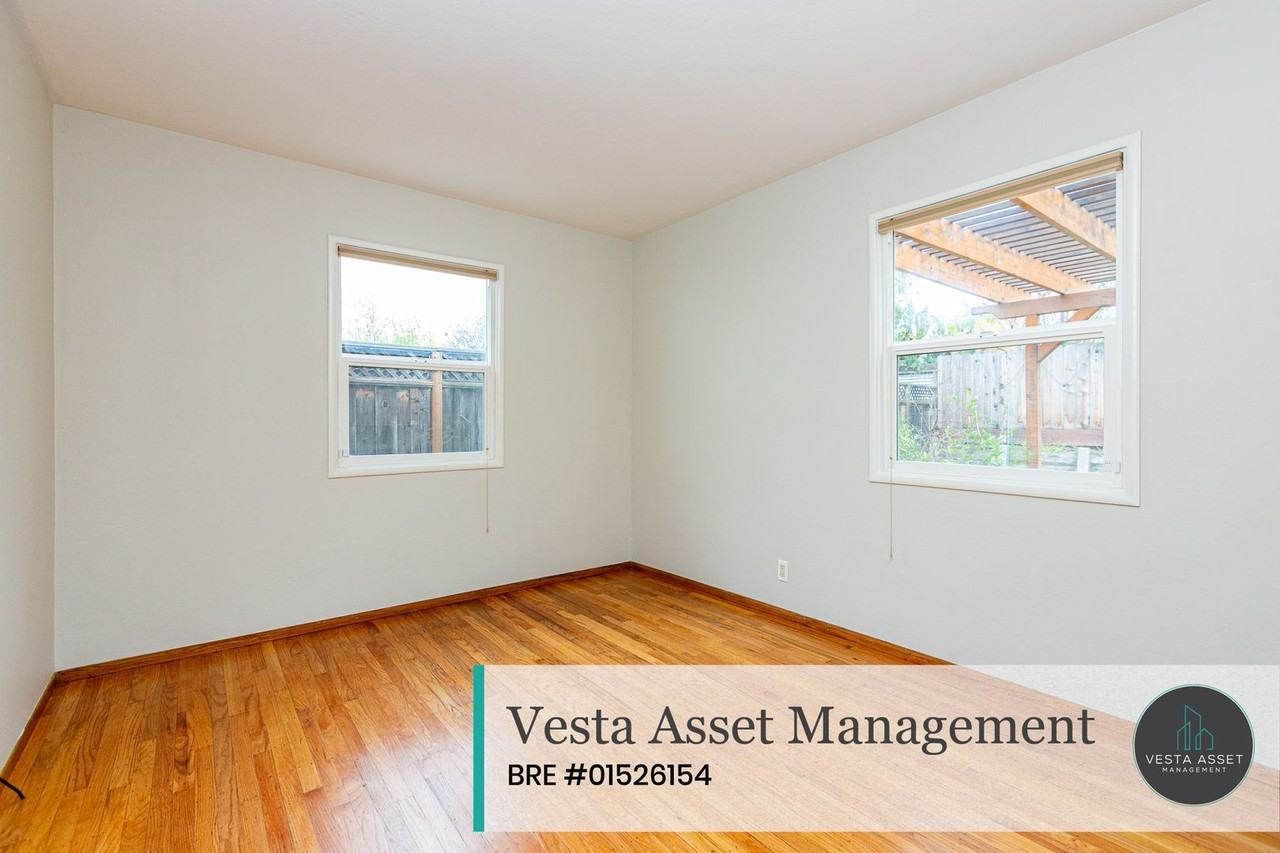 1274 Shakespeare Dr - Photo 3 of 29