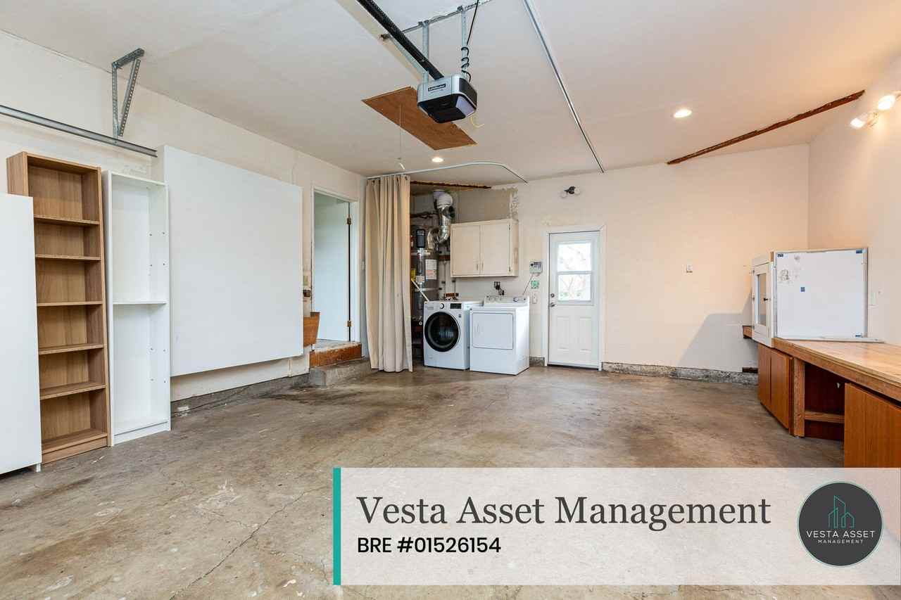 1274 Shakespeare Dr - Photo 5 of 29