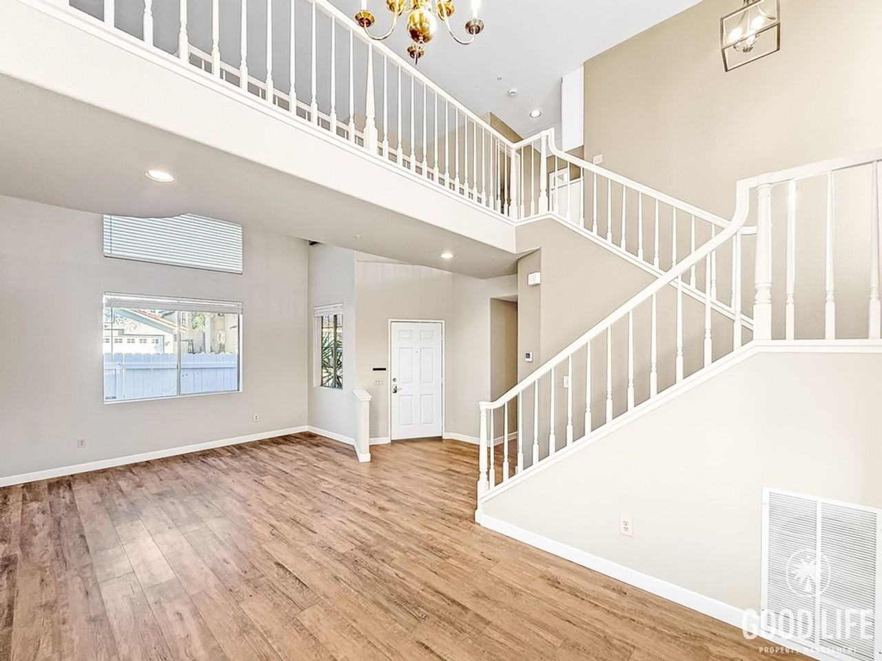 1209 Adobe Ter - Photo 3 of 16