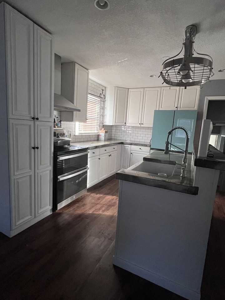 122 N Plains Dr - Photo 3 of 11