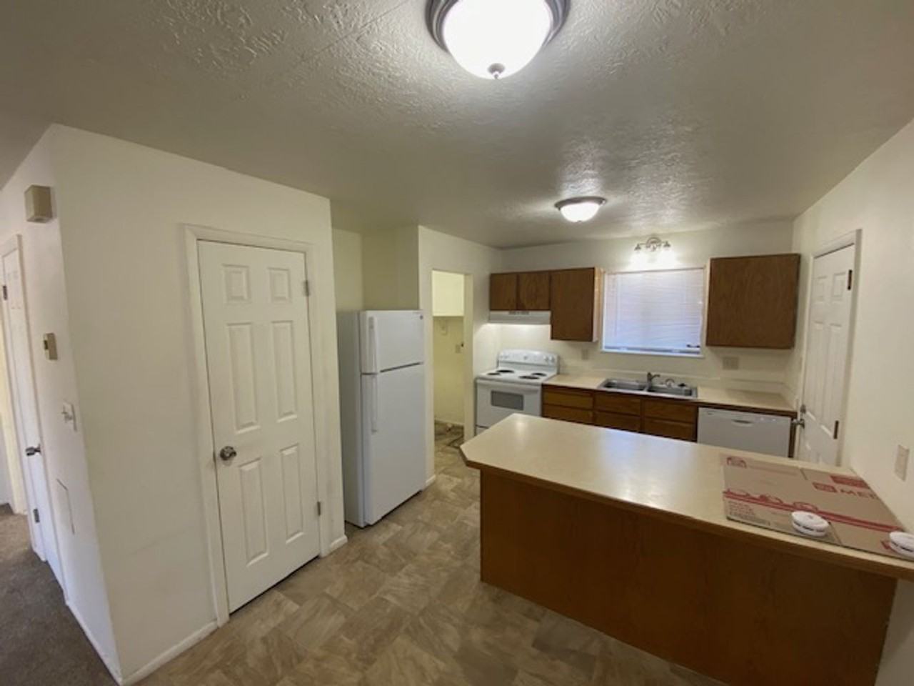 377 N Wood Cir - Photo 6 of 15